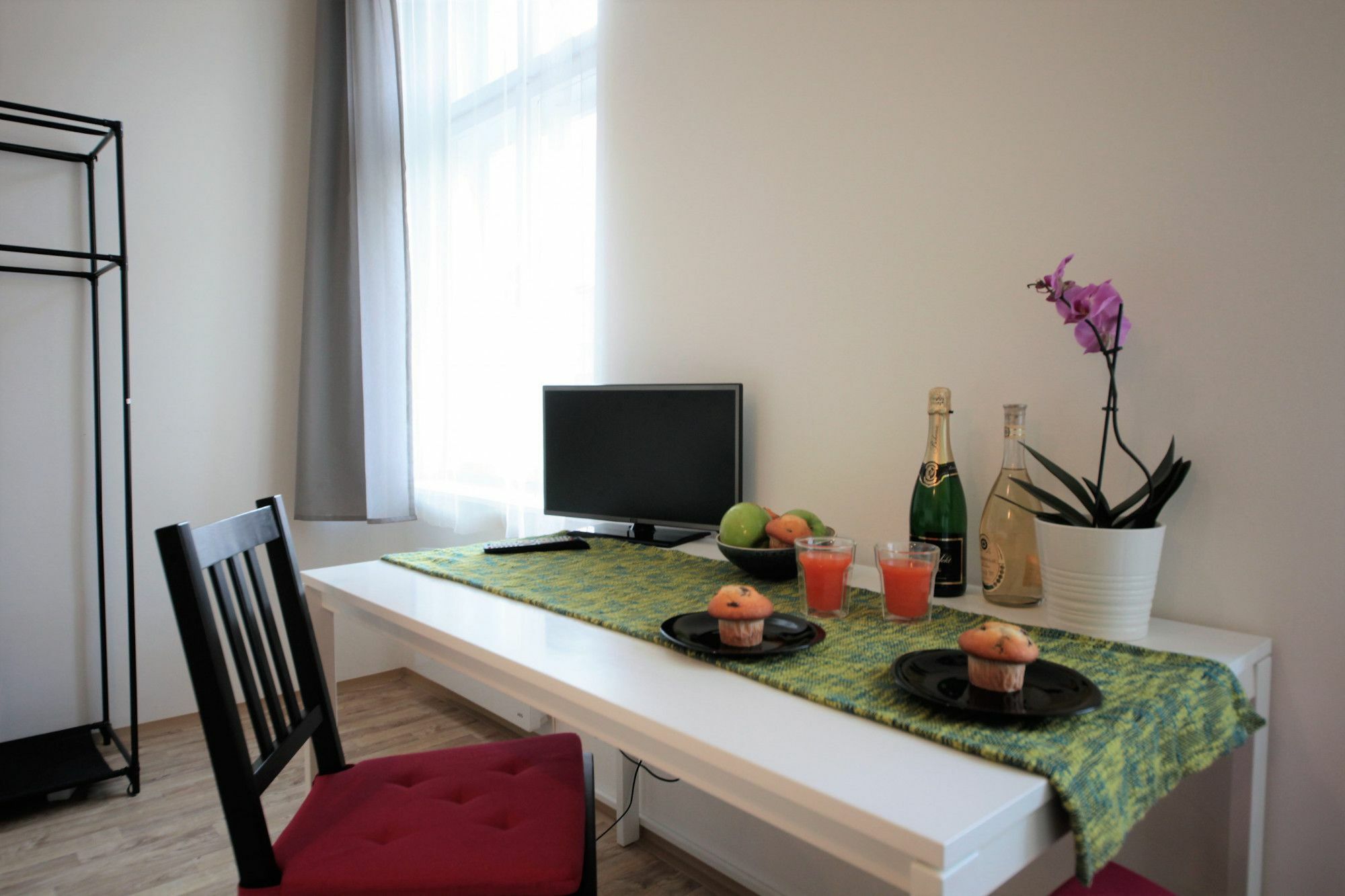 Residence Vita Nejedleho Prag Exteriör bild